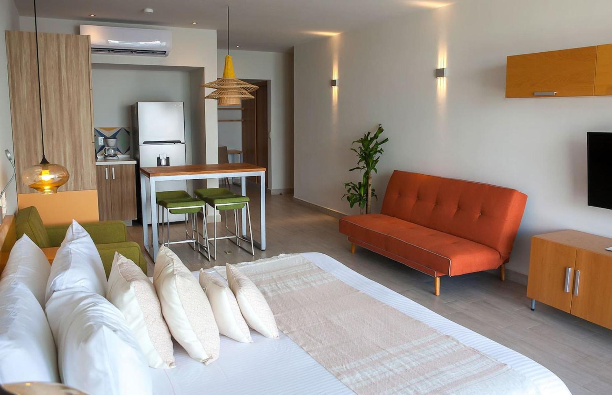 Opal Suites Apartments Playa del Carmen Exterior photo